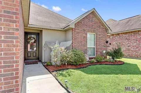 12724 Roe Dr, Walker, LA 70785 photo 2