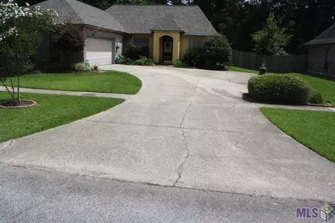 12546 Hidden Ridge Dr, Walker, LA 70785 photo 4