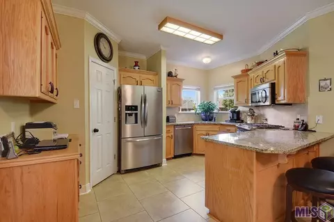 30444 Michelle St, Walker, LA 70785 photo 4