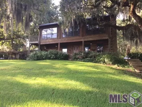 20574 Carpenter Rd, Springfield, LA 70462 photo 4