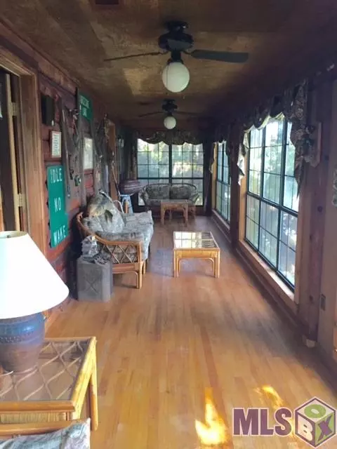 20574 Carpenter Rd, Springfield, LA 70462 photo 6