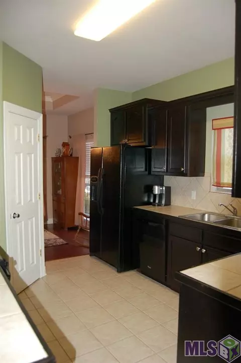 12530 Hidden Ridge Dr, Walker, LA 70785 photo 4