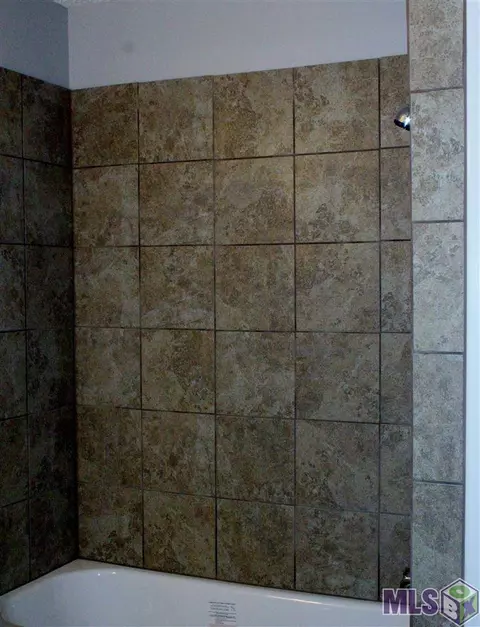 6986 Kent Dr, Baker, LA 70714 photo 10