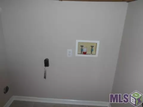 202 Sandra Dr, Baker, LA 70714 photo 5