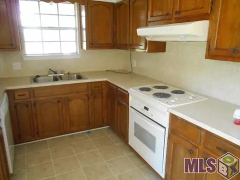 202 Sandra Dr, Baker, LA 70714 photo 6