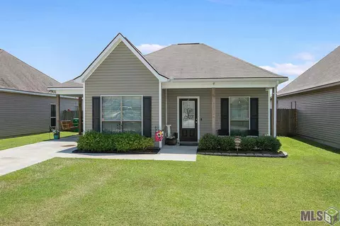 13548 Rose Dr, Walker, LA 70785 photo 1