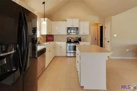 15024 Cross Gate Dr, Walker, LA 70785 photo 6