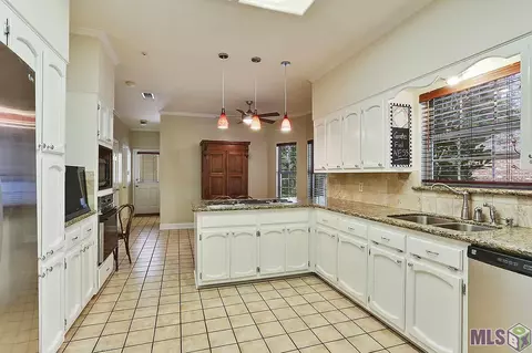 2913 Sarpy Ave, Baton Rouge, LA 70820 photo 9