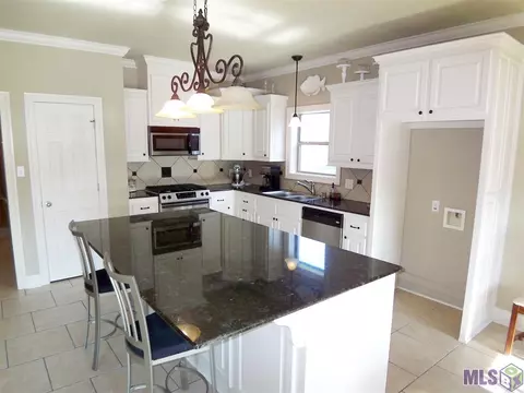 13478 Williamsburg Dr, Walker, LA 70785 photo 3