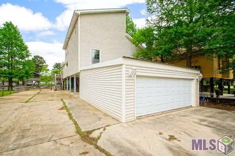 32845 Cypress Dr, Springfield, LA 70462 photo 32