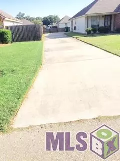 12253 Creekside Ave, Walker, LA 70785 photo 3