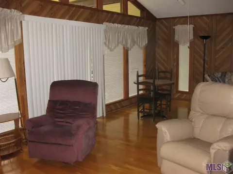 17477 Cline Dr, Maurepas, LA 70449 photo 8