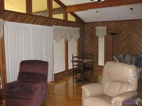 17477 Cline Dr, Maurepas, LA 70449 photo 7