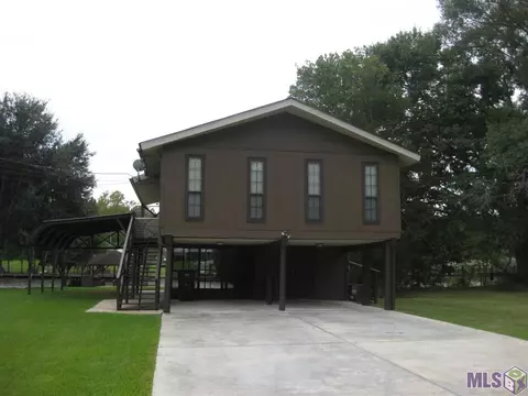 17477 Cline Dr, Maurepas, LA 70449 photo 2