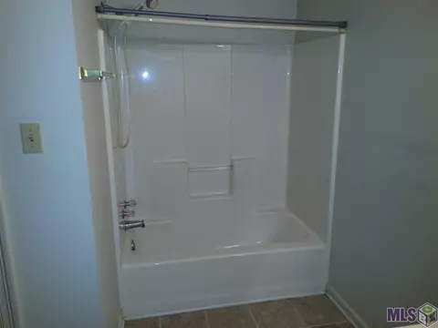 28675 S Anne Dr, Walker, LA 70785 photo 8