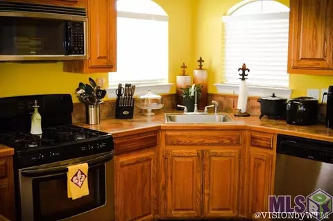 30489 Paul St, Walker, LA 70785 photo 7