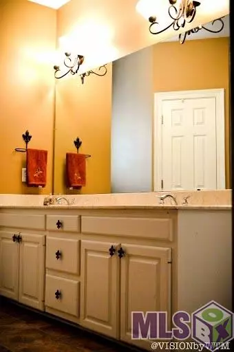 30489 Paul St, Walker, LA 70785 photo 16