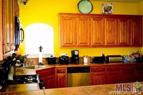 30489 Paul St, Walker, LA 70785 photo 6