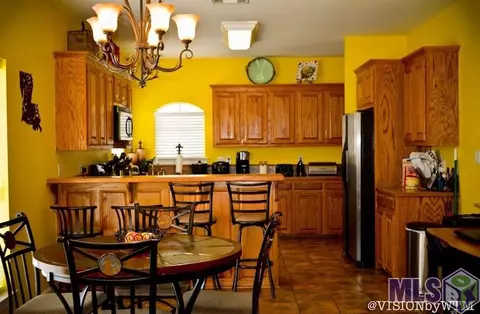 30489 Paul St, Walker, LA 70785 photo 4