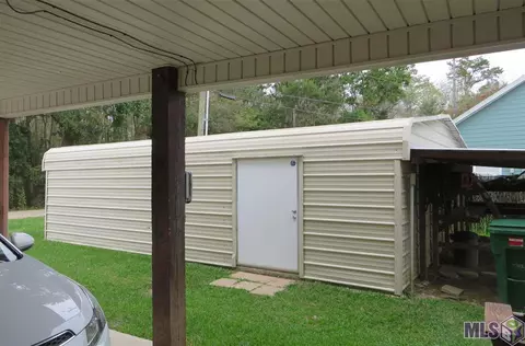 20601 Henry Rd, Killian, LA 70462 photo 14