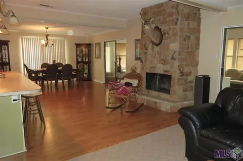 20601 Henry Rd, Killian, LA 70462 photo 11
