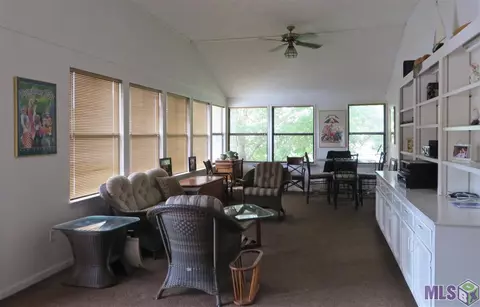 20601 Henry Rd, Killian, LA 70462 photo 8