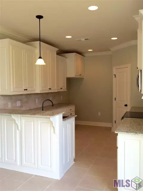13099 Robin Dr, Walker, LA 70785 photo 7