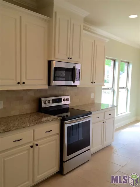 13099 Robin Dr, Walker, LA 70785 photo 8