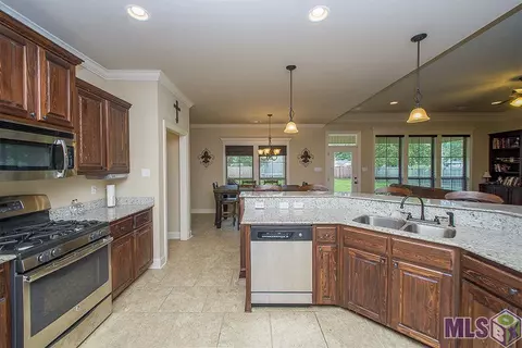 12471 Three Lakes Dr, Walker, LA 70785 photo 7