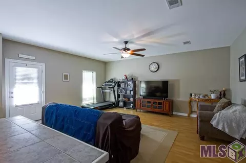15725 Varnado Rd, Walker, LA 70785 photo 8