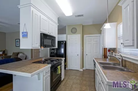 15725 Varnado Rd, Walker, LA 70785 photo 11