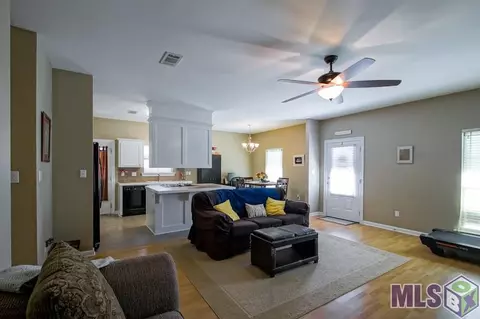 15725 Varnado Rd, Walker, LA 70785 photo 7