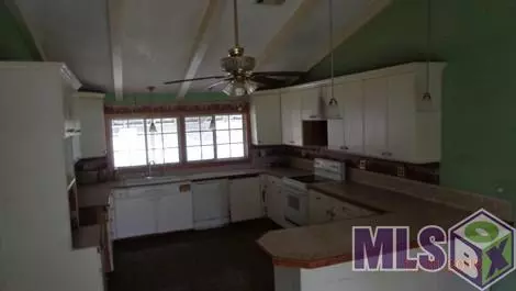 14230 Pine St, Walker, LA 70785 photo 3