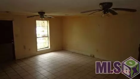14230 Pine St, Walker, LA 70785 photo 2