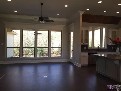 30963 Ridgeway Dr, Walker, LA 70785 photo 4