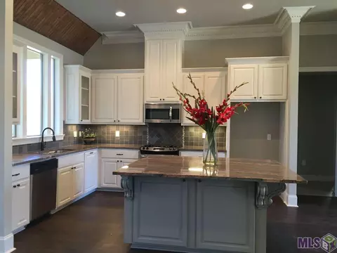 30963 Ridgeway Dr, Walker, LA 70785 photo 5