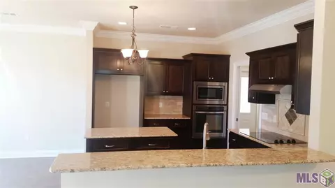 355 Glendale Dr, Independence, LA 70443 photo 5