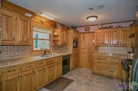 13261 Depen St, Gonzales, LA 70737 photo 8
