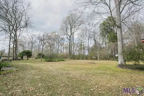13261 Depen St, Gonzales, LA 70737 photo 2