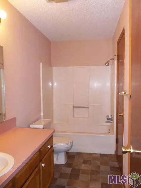 26805 Pen Dr, Walker, LA 70785 photo 6