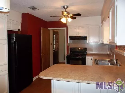 26805 Pen Dr, Walker, LA 70785 photo 3