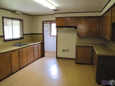 5730 Bentley Dr, Baker, LA 70714 photo 5