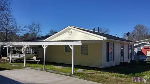 22316 Chinquapin Ave, Maurepas, LA 70449 photo 2