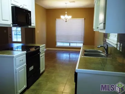 15773 Varnado Rd, Walker, LA 70785 photo 4