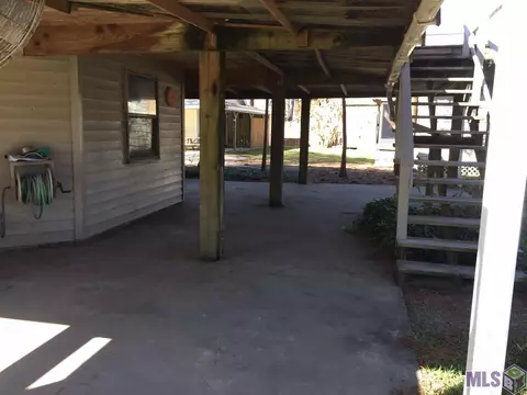 32695 Cypress Dr, Springfield, LA 70462 photo 17
