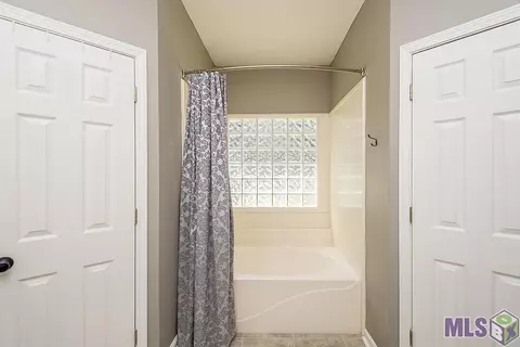 27697 Tall Oaks Dr, Walker, LA 70785 photo 27