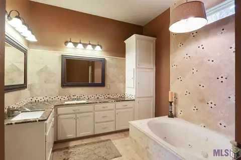 17067 Peace Point Dr, Springfield, LA 70462 photo 9