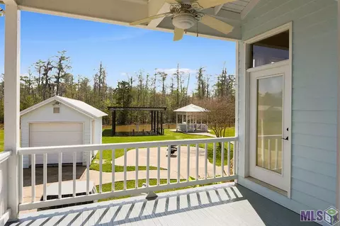 17067 Peace Point Dr, Springfield, LA 70462 photo 13