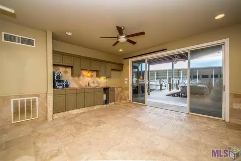 32875 Rivergate Cir #29, Springfield, LA 70462 photo 17