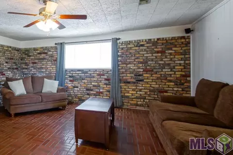 3986 Robert St, Zachary, LA 70791 photo 8